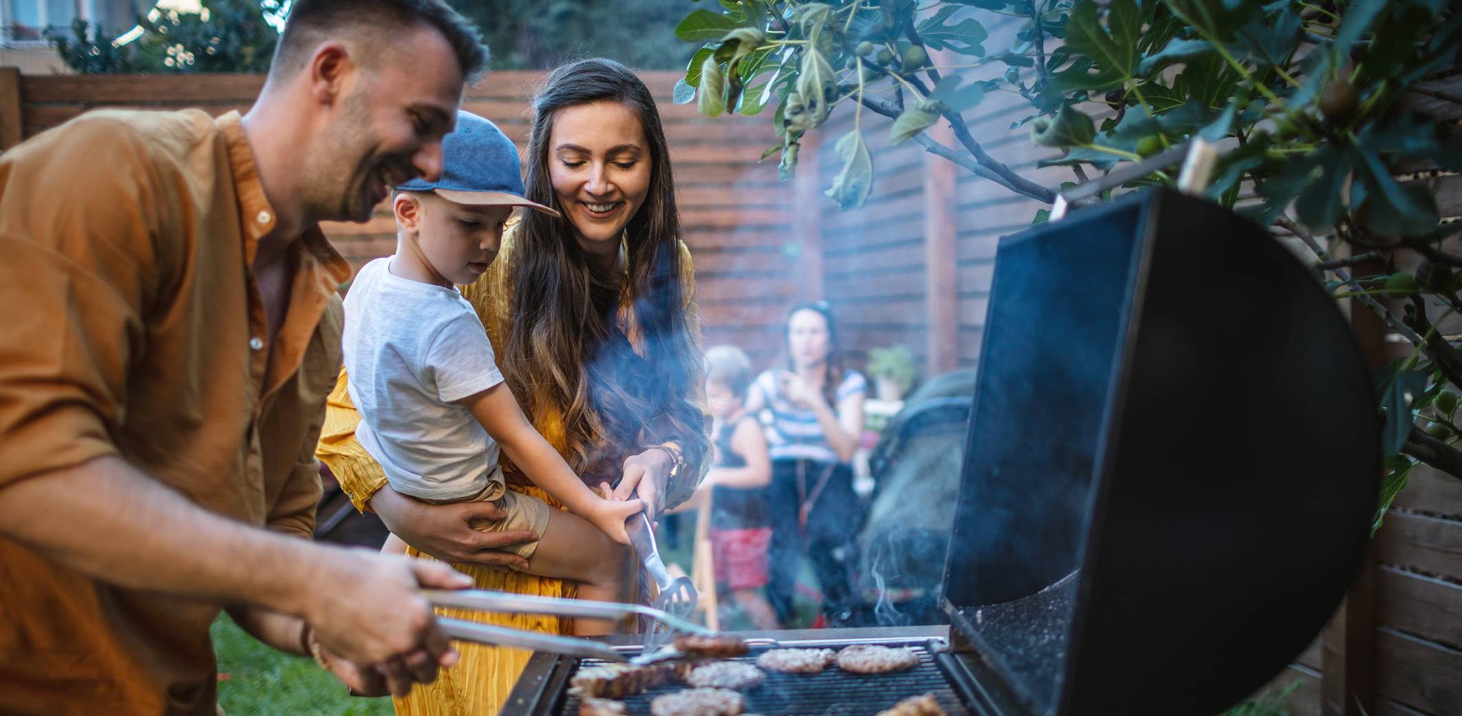 backyard-barbecue-party
