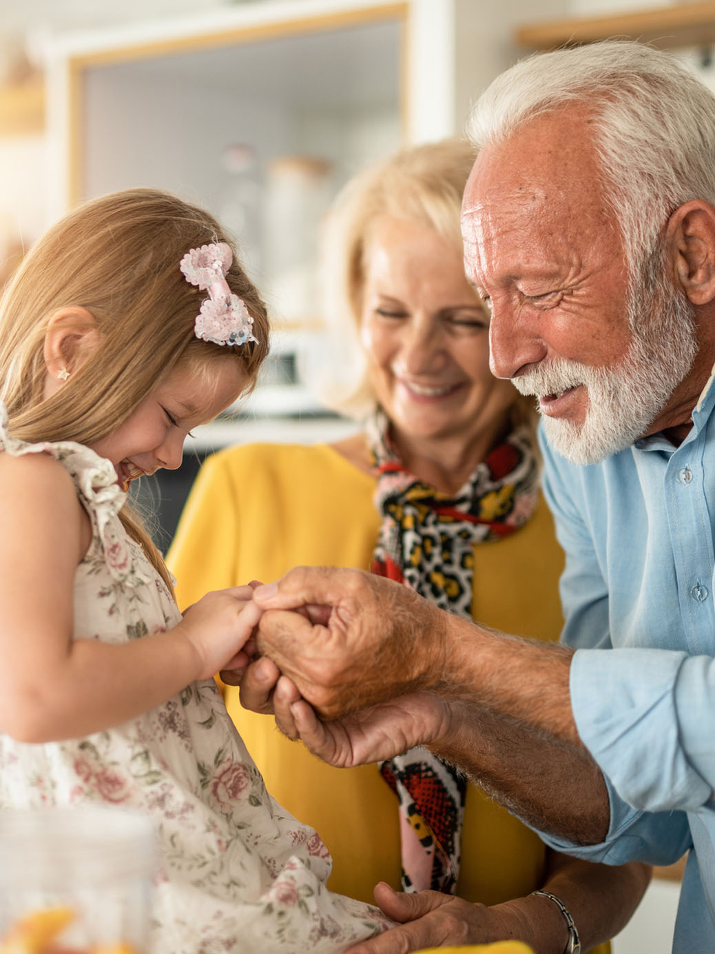 grandparents-with-granddaughter